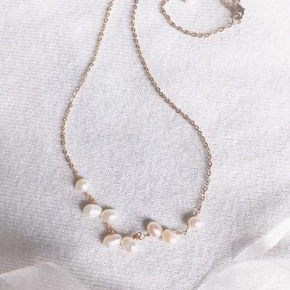 Dainty Freshwater Pearls necklace, ..