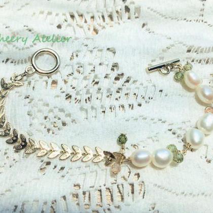 Baroque Pearl Bracelet, 14K Gold Pl..